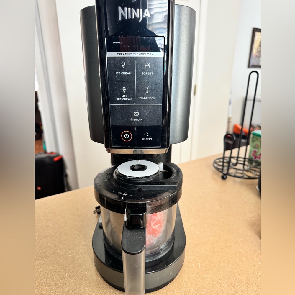 Black Ice Cream Maker